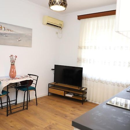 Daniel City Center Apartment Berat Esterno foto