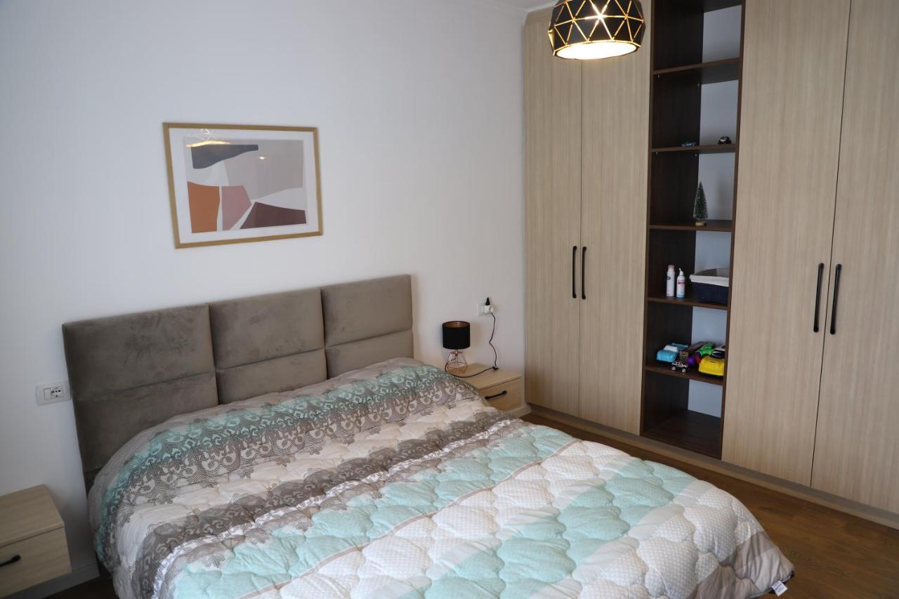 Daniel City Center Apartment Berat Esterno foto