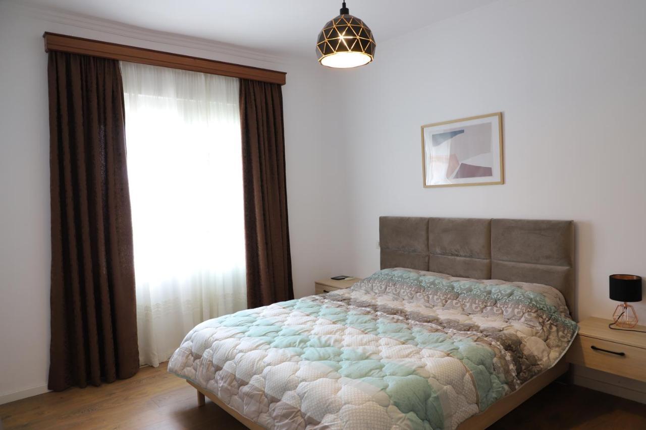 Daniel City Center Apartment Berat Esterno foto